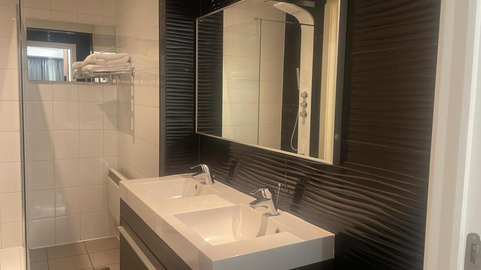 Boutique Diamond Apartments 安特卫普 外观 照片